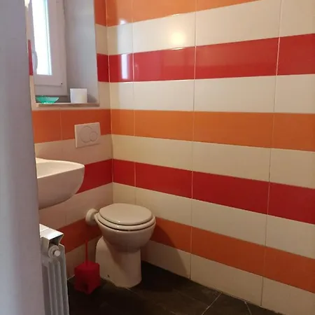 Casa Di Titta Vicino Al Mare بيت للعطل